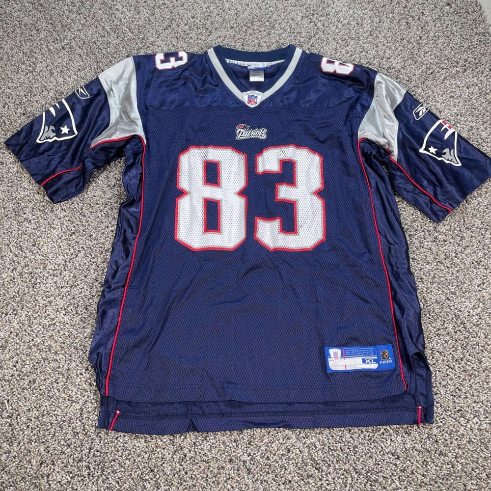 Reebok NFL Men's XL Deion Branch #83 New England Patriots Jersey Navy Blue